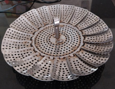 METAL FOLDABLE VEGETABLE STEAMER   (Looking very worn)