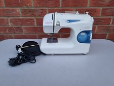 SINGER FEATHERWEIGHT II Model 117 SEWING MACHINE. Singer 117 Featherweight II