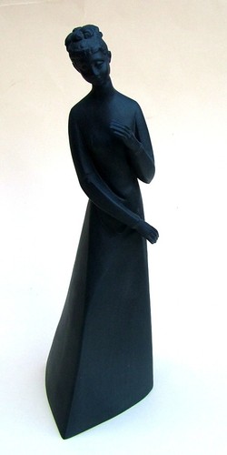 Royal doulton 1980 black - royal,