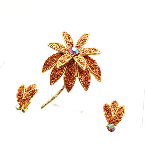 Floral brooch clip on - clip,