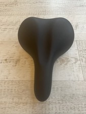 Selle Royal Women’s Wave Bicycle Saddle Black New / Unused