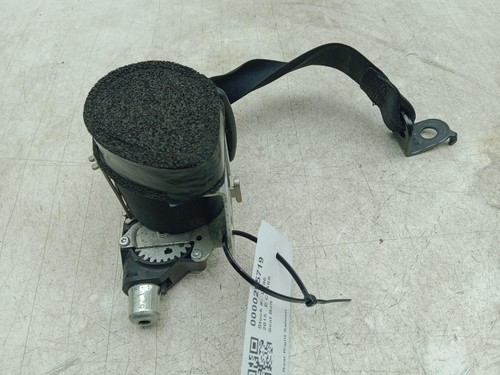 Mercedes class seat - mercedes, belt