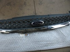 1381784 Front Bumper Center