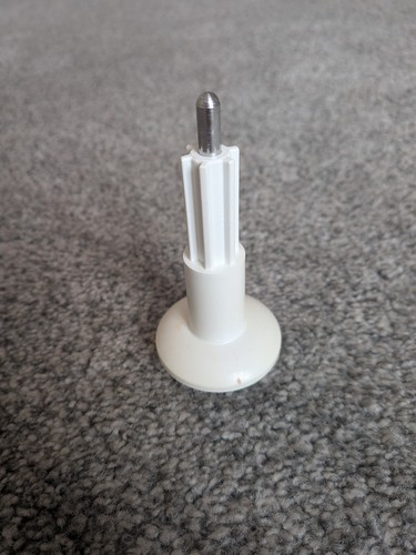 Disc support shaft spindle for - disc,