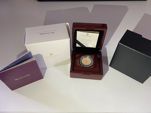 Royal mint sovereign 2022 gold - 2022,