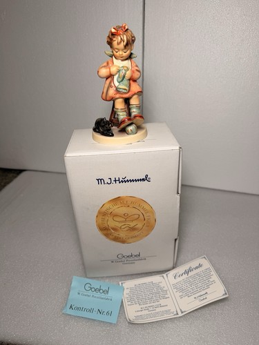 Hummel figurine mother s - hummel, "mother's