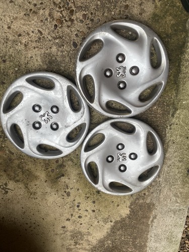 Peugeot wheel trims x3 - peugeot, 14”