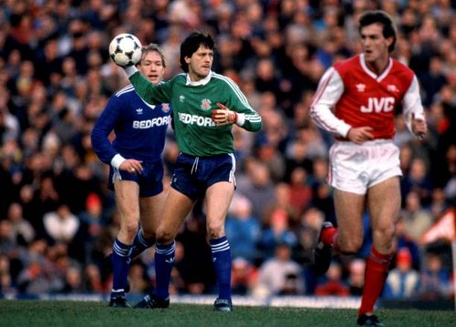 Arsenal luton town - v,