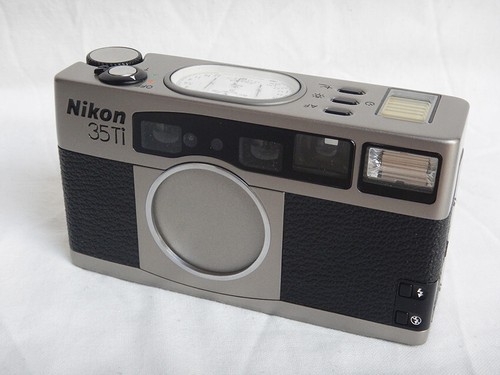 Nikon 35ti 35mm point - 35mm, &