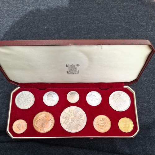 1953 queen elizabeth - queen,