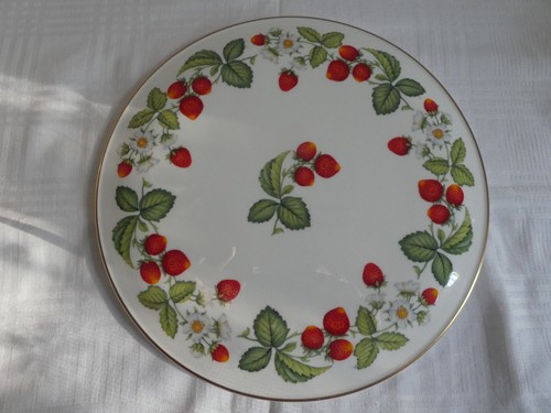 Royal worcester strawberries - worcester,
