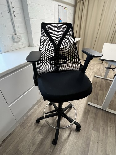 Herman miller sayl draughstman - herman,
