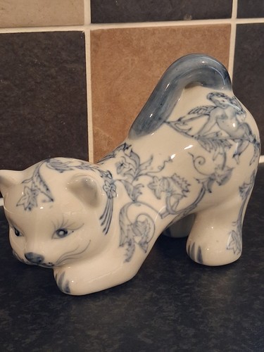 Blue white ceramic cat - &,