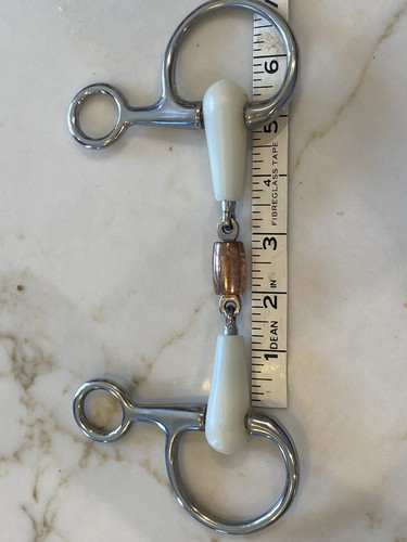 Hanging cheek happy - 4.75”,