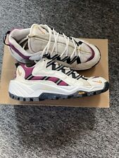 Nike (1996) Size 7.5 Uk