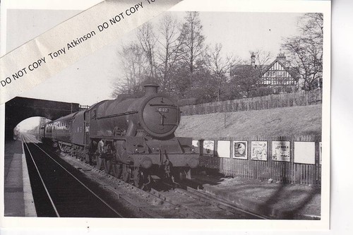 Alderley railway station - alderley,