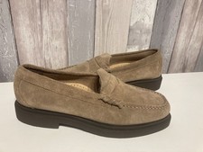 G H Bass Weejuns Brown Suede