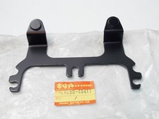 OEM 1980-81 SUZUKI GS750 SPEEDOMETER TACHOMETER BRACKET MOUNT PLATE 34950-45411