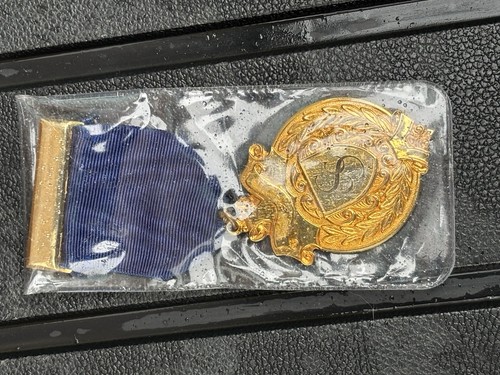 Vintage medal unusual design - vintage,