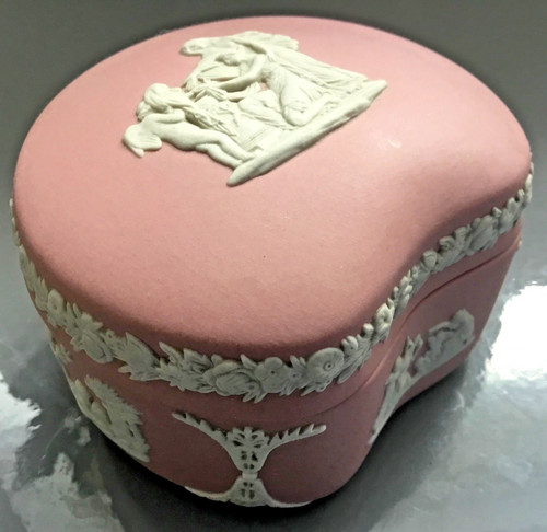 Wedgwood pink trinket box