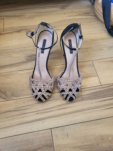 Zara woman pre fall collection - zara,