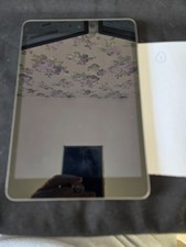 (1) Apple iPad mini 2 7.9 Inch 16GB Wi-Fi - Space Grey