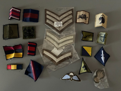 Various military cloth - various,