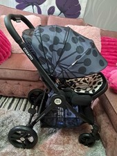 Cosatto Wowee Pushchair Bundle