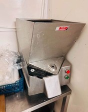 Commercial Potato Chipper