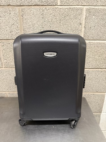 Samsonite black hard shell - black,