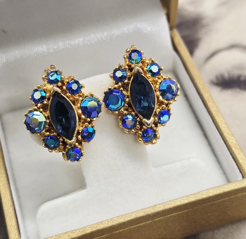 Vintage earrings 1950s clip - earrings, on
