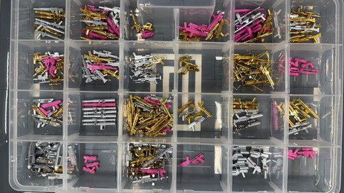 Weapons for minifigures - x,