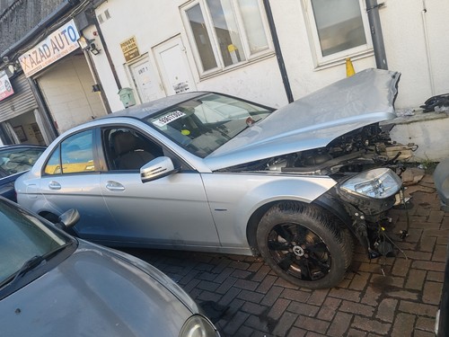 Breaking 2010 mercedes benz - breaking,