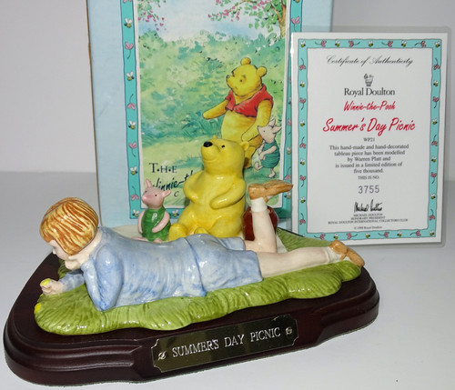 Royal doulton winnie the pooh - doulton,