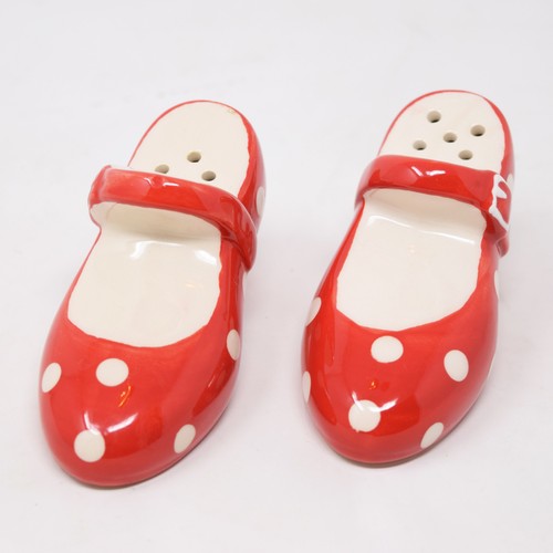 Salt pepper shakers minnie - salt,