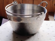 Stainless Steel Preserving Pan w/ Hanging Handle. Excellent Condition. 12" x 6"