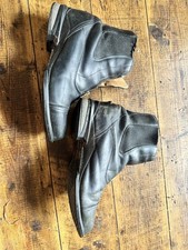 Ariat  Women’s Black Leather Riding paddock yard  Boots 6