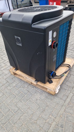 Large swimming pool heat pump - swimming,