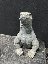 figurine of a Komodo dragon Needs Repair Ref Chap