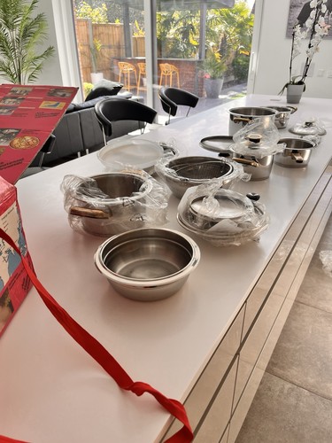 Prestige pieces cookware - 22,