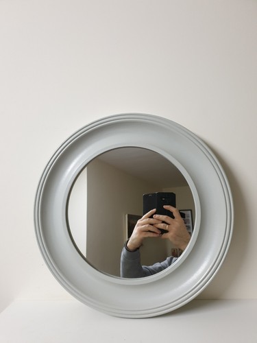 Round grey painted cottagecore - round,