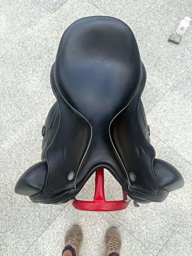 Fairfax rebecca black leather - fairfax,
