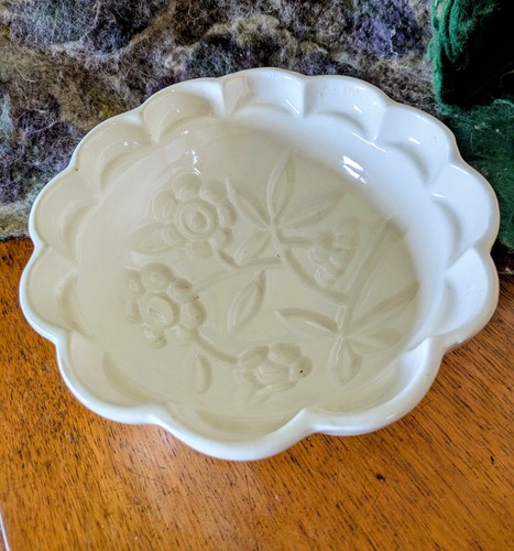 Vintage white glazed ceramic - vintage,
