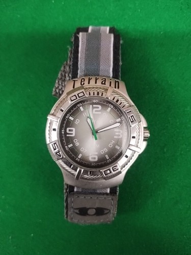 Terrain quartz watch - terrain,