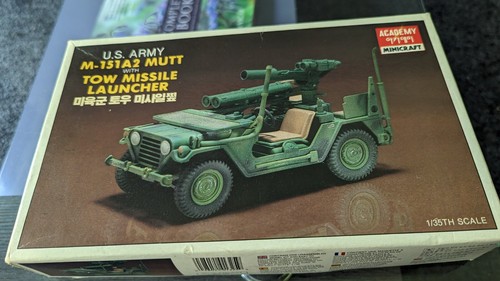Academy kit 1325 u - 1/35, #1325