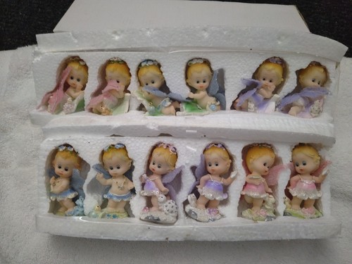 Both sets miniature - both,