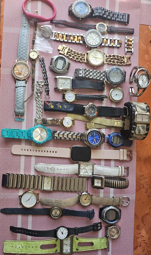 Large watch job lot mixed - 32,