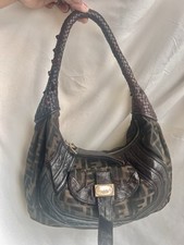 Authentic Fendi Shoulder Spi Bag Small Size Fair Use Yet Durable &presentable