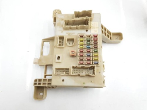 8273060110 1820873 fuse box