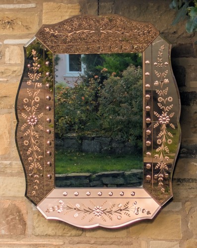 Good large venetian mirror - good,